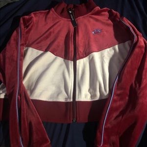 New nike sweater